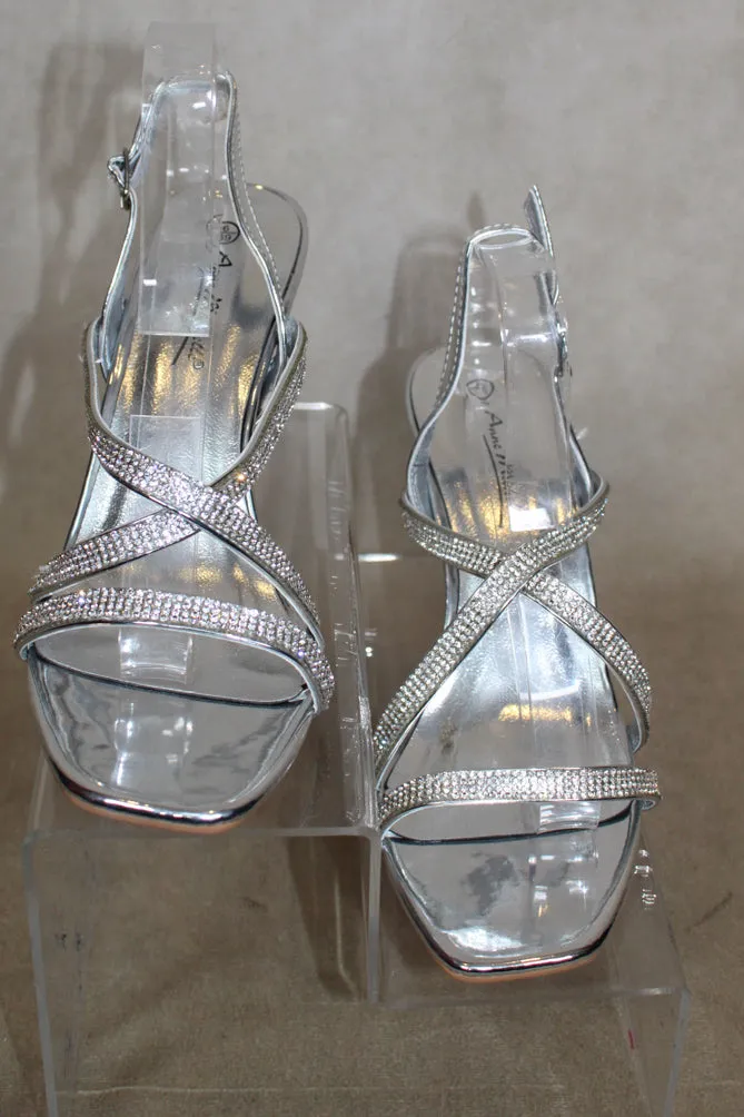 Sliver strapped heeled Sandal